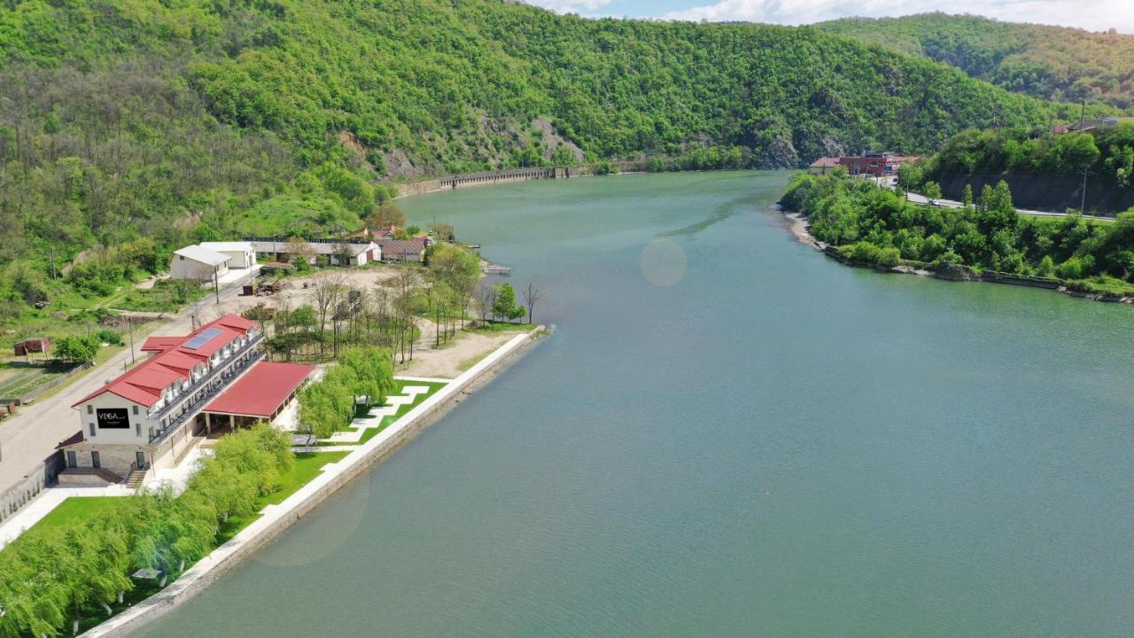 Vega Resort Restaurant & Lodge Orşova Exteriör bild