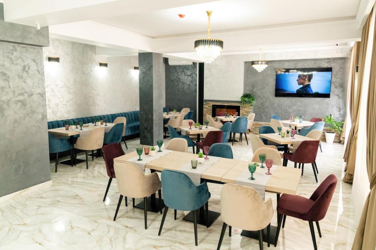 Vega Resort Restaurant & Lodge Orşova Exteriör bild